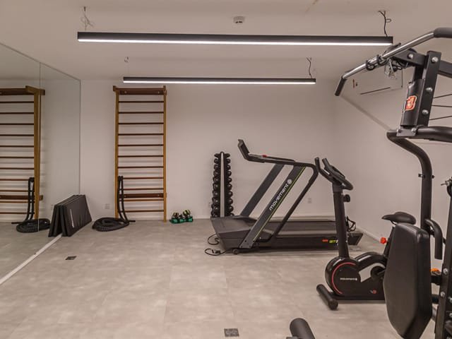 ALUGA-SE APARTAMENTO – 35m2 – REFORMADO Avenida Onze de Junho São Paulo - 