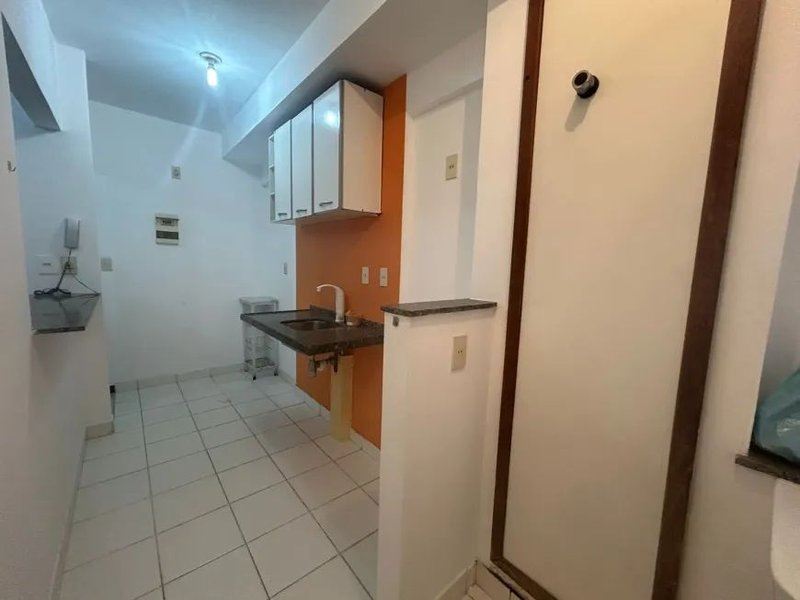 APARTAMENTO QUARTO SALA VARANDA GARAGEM À VENDA NA BARRA! Rua Cesar Zama Salvador - 