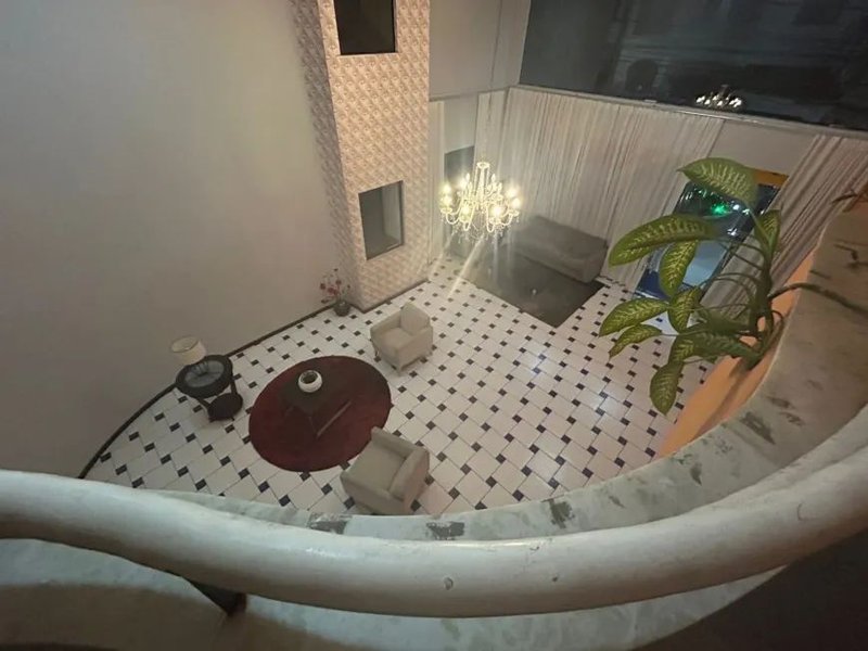 APARTAMENTO QUARTO SALA VARANDA GARAGEM À VENDA NA BARRA! Rua Cesar Zama Salvador - 