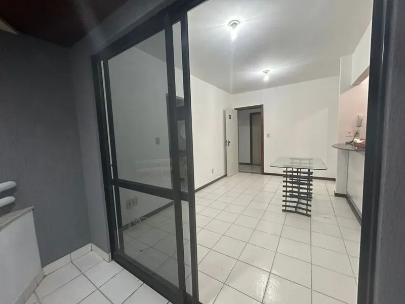 APARTAMENTO QUARTO SALA VARANDA GARAGEM À VENDA NA BARRA! Rua Cesar Zama Salvador - 