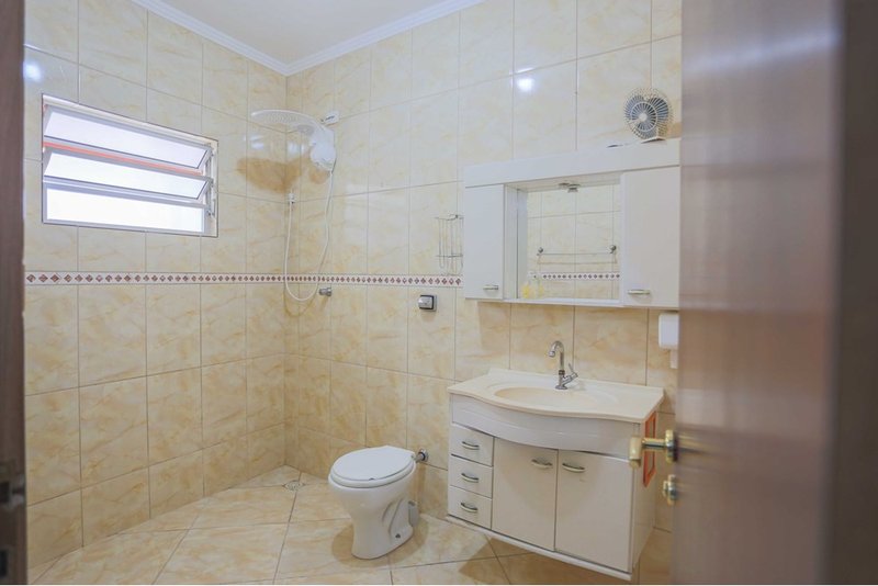 Casa &agrave; Venda, 233m - 02 Dormit&oacute;rios - 1 Su&iacute;te - R$ 497.600 - Vila Haro - Sorocaba - SP Rua Jorge Caracante Sorocaba - 