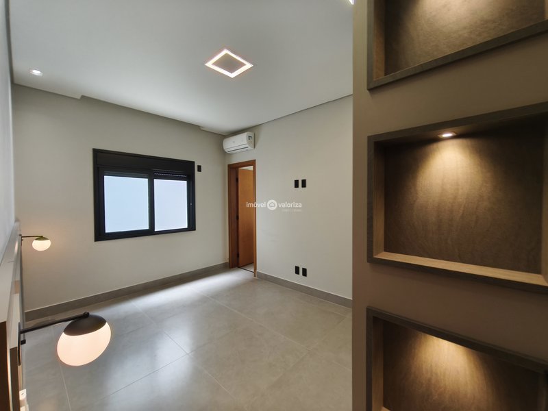 Casa com 3 suítes, gourmet e piscina no Terras Altas  Avaré - 