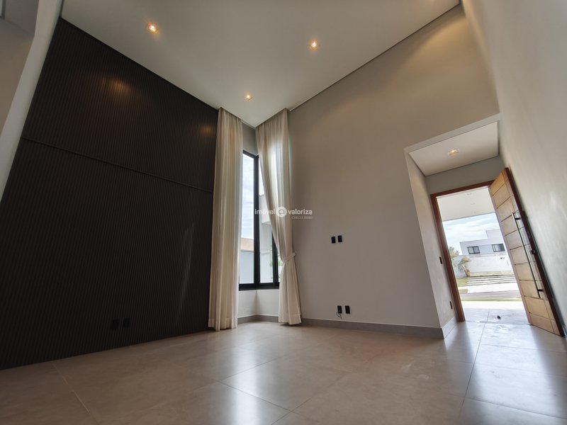 Casa com 3 suítes, gourmet e piscina no Terras Altas  Avaré - 