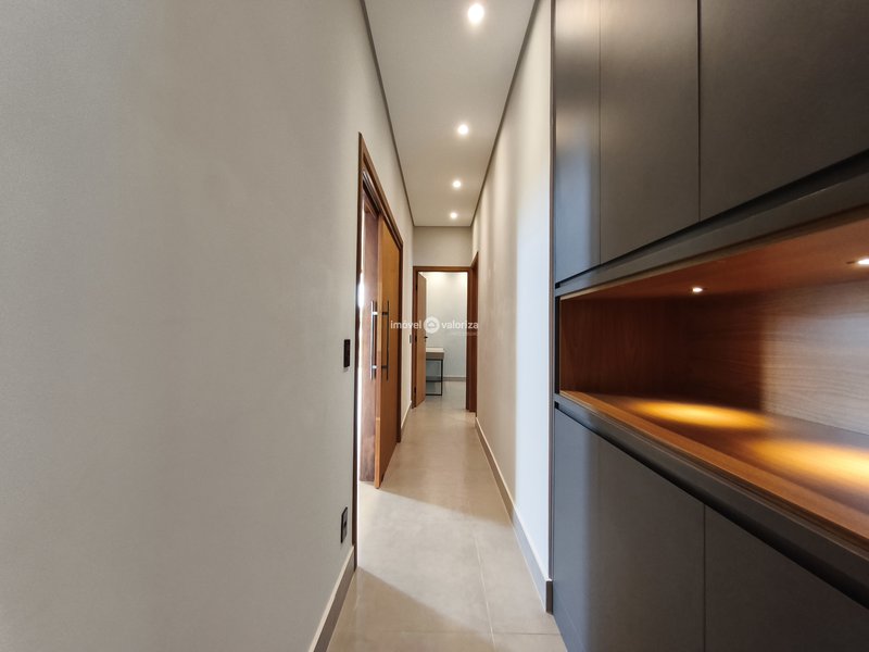Casa com 3 suítes, gourmet e piscina no Terras Altas  Avaré - 