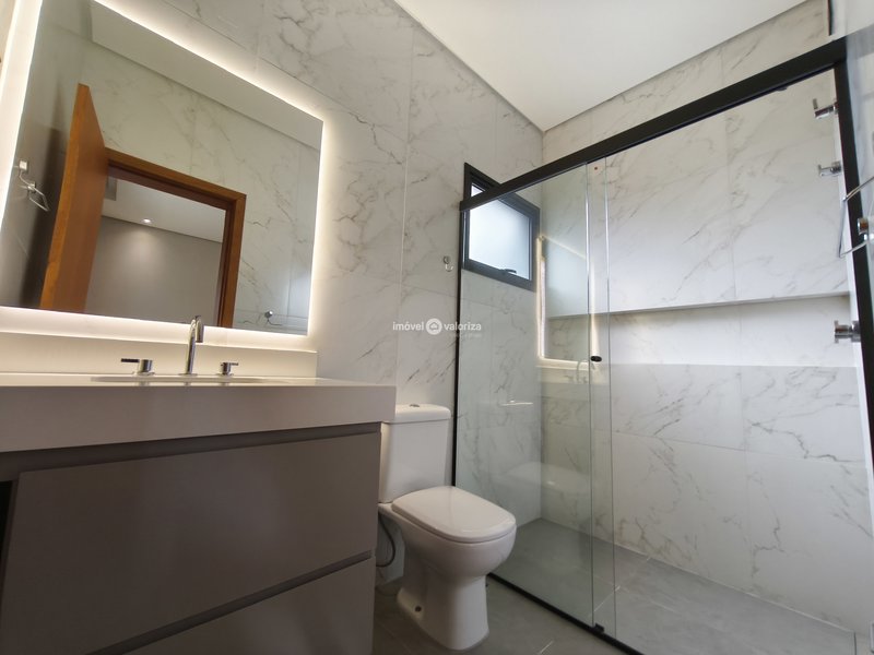 Casa com 3 suítes, gourmet e piscina no Terras Altas  Avaré - 