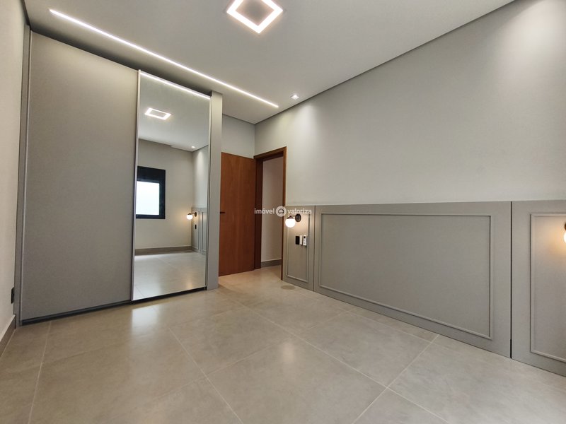 Casa com 3 suítes, gourmet e piscina no Terras Altas  Avaré - 