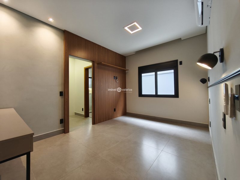 Casa com 3 suítes, gourmet e piscina no Terras Altas  Avaré - 