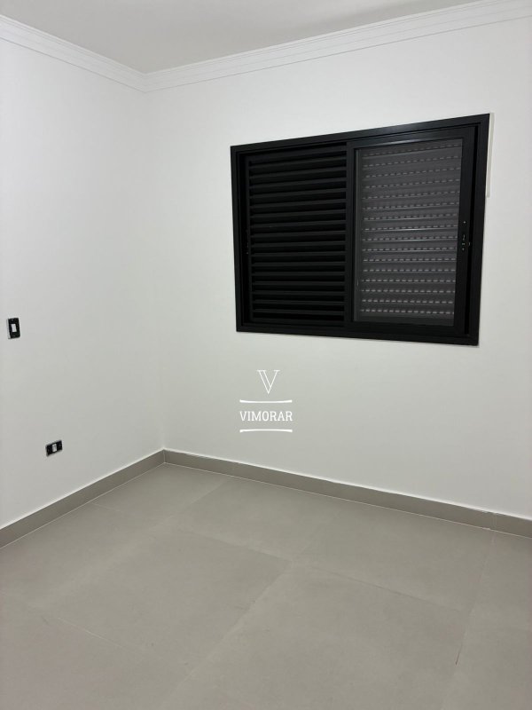 Sobrado 3 suítes + 5 vagas de garagem  São Paulo - 