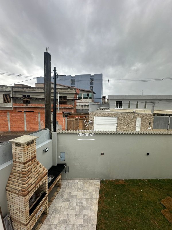 Sobrado 2 dormitórios + 2 vagas de garagem  Itaquaquecetuba - 