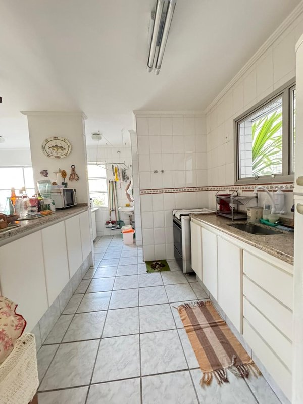 ✨ Apartamento no  Centro com Vista Lateral para o Mar ✨  Caraguatatuba - 
