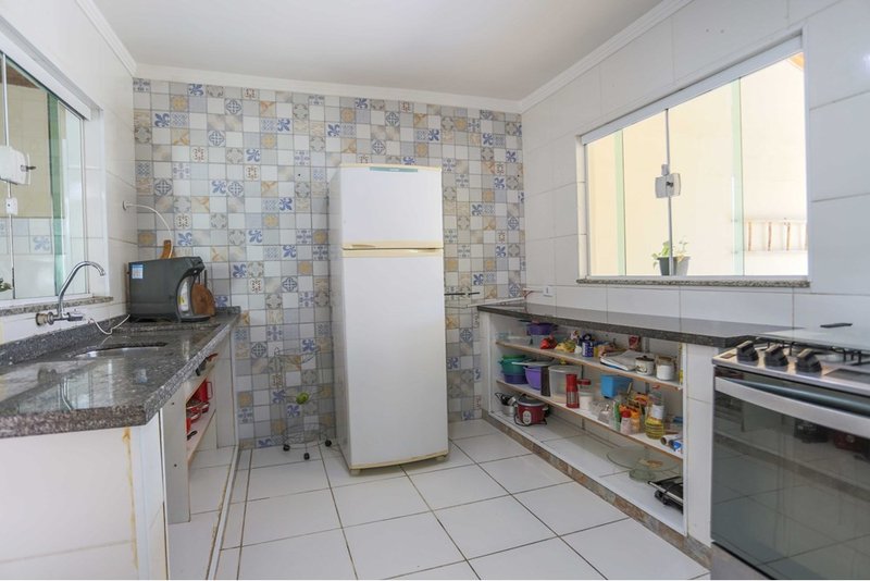 Casa à venda, 99m - 2 Dormitórios, 1 suíte - R$ 280.000 - Jardim Aeroporto - Sorocaba Rua Olímpio Mentone Sorocaba - 