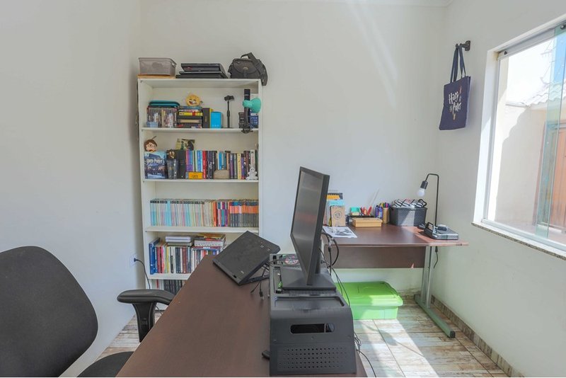 Casa à venda, 99m - 2 Dormitórios, 1 suíte - R$ 280.000 - Jardim Aeroporto - Sorocaba Rua Olímpio Mentone Sorocaba - 