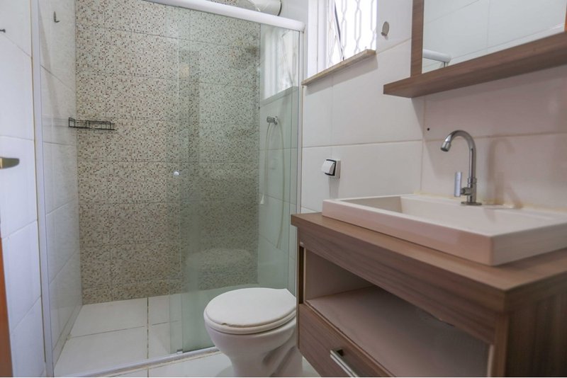 Casa à venda, 99m - 2 Dormitórios, 1 suíte - R$ 280.000 - Jardim Aeroporto - Sorocaba Rua Olímpio Mentone Sorocaba - 