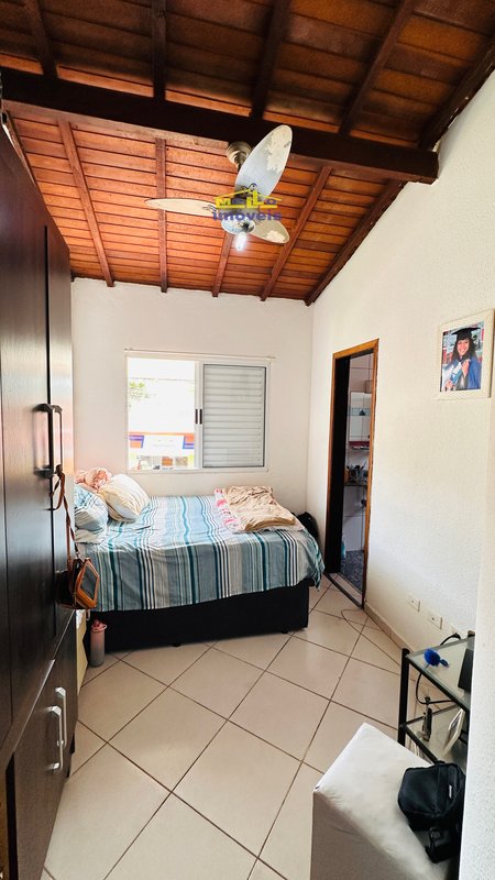 Casa central bem localizada em vila de pescadores Rua Hilarião Crisólogo de Mattos São Sebastião - 