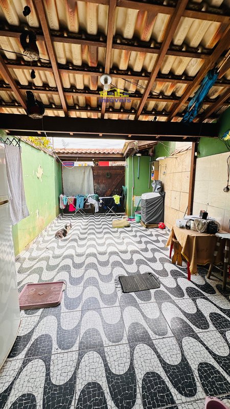 Casa central bem localizada em vila de pescadores Rua Hilarião Crisólogo de Mattos São Sebastião - 