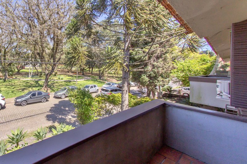 R$ 1.250.000 - ÓTIMA CASA EM CONDOMÍNIO - 190M2 - 3 DORM - SUÍTE - 2 VAGAS - INFRA Rua General Nestor Silva Soares Porto Alegre - 