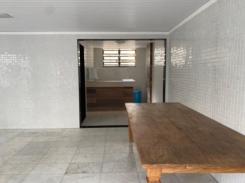 APARTAMENTO 3 QUARTOS SUÍTE DEPENDÊNCIA COMPLETA GARAGEM À VENDA NA BARRA! Rua Marquês de Caravelas Salvador - 