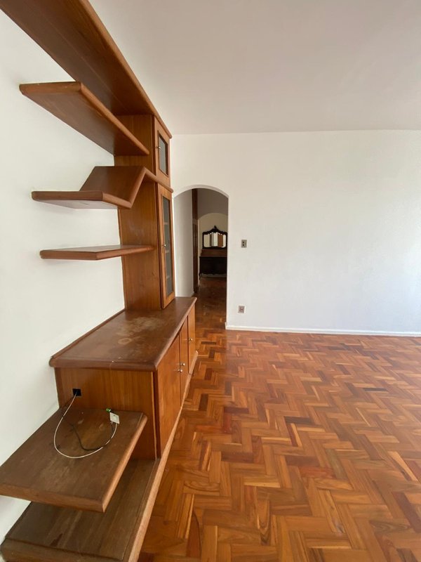 APARTAMENTO 3 QUARTOS SUÍTE DEPENDÊNCIA COMPLETA GARAGEM À VENDA NA BARRA! Rua Marquês de Caravelas Salvador - 