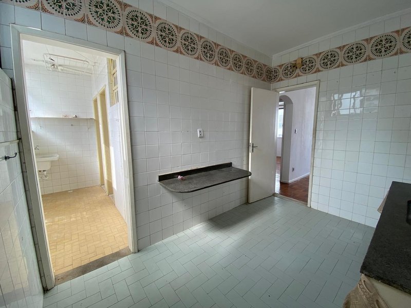 APARTAMENTO 3 QUARTOS SUÍTE DEPENDÊNCIA COMPLETA GARAGEM À VENDA NA BARRA! Rua Marquês de Caravelas Salvador - 