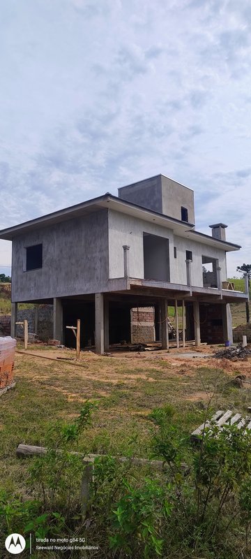 ✔️ Bel&iacute;ssima casa no centro de Presidente Lucena  Presidente Lucena - 