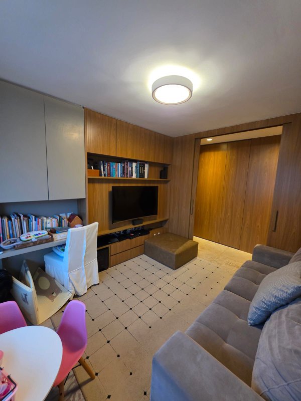 APARTAMENTO 4 SUÍTES VARANDA LAVABO PISCINA ACADEMIA 3 GARAGEM À VENDA MORRO IPIRANGA Rua Cândido Portinari Salvador - 