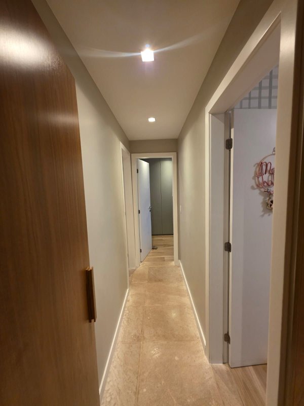 APARTAMENTO 4 SUÍTES VARANDA LAVABO PISCINA ACADEMIA 3 GARAGEM À VENDA MORRO IPIRANGA Rua Cândido Portinari Salvador - 
