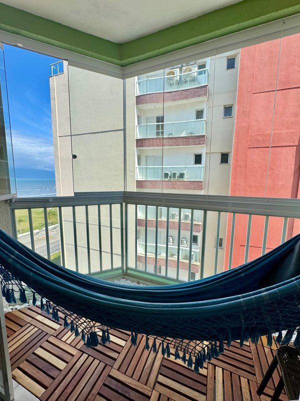✨ Seu novo apartamento na praia espera por você! ✨  Caraguatatuba - 