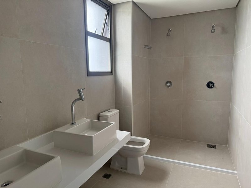 APARTAMENTO 4 QUARTOS Á VENDA NO MORRO DO IPIRANGA VISTA MAR DUAS VARANDAS! R. José Panceti Salvador - 