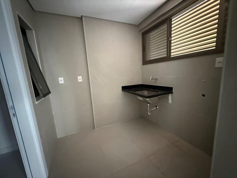 APARTAMENTO 4 QUARTOS Á VENDA NO MORRO DO IPIRANGA VISTA MAR DUAS VARANDAS! R. José Panceti Salvador - 