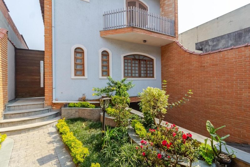 Casa ampla com 276m² 3 domr-6vagas próximo da estação de Metrô Camilo Haddad Balata São Paulo - 