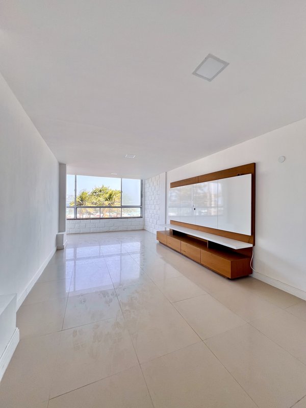 Apartamento frontal mar na Avenida do Pepê  Rio de Janeiro - 
