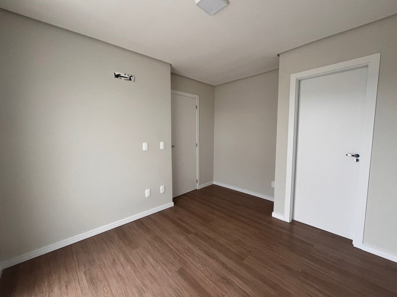 Apartamento no Bairro das Capitais  Timbó - 