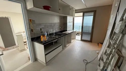 APARTAMENTO 4 SUÍTES VARANDA LAVABO PISCINA ACADEMIA 3 GARAGEM À VENDA MORRO IPIRANGA R. José Panceti Salvador - 