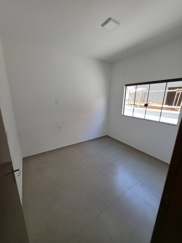 CASA COM 1SÚITE MAIS DORMITÓRIOS NA POMERÂNIA  Guabiruba - 
