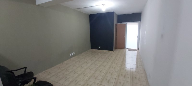 ALUGO IMOVEL COMERCAL NA AREA CENTRAL DE BOITUVA/SP Rua dos Lavradores Boituva - 