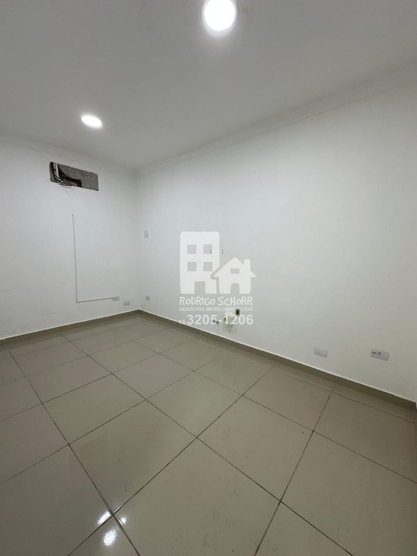 🏢 Espaço Comercial Urbano para Locação – Centro de Iperó/SP  Ipero - 