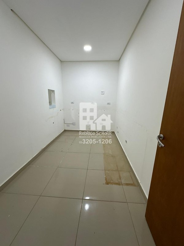🏢 Espaço Comercial Urbano para Locação – Centro de Iperó/SP  Ipero - 