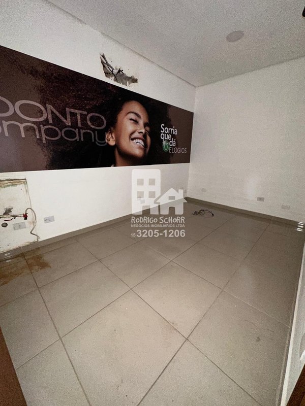 🏢 Espaço Comercial Urbano para Locação – Centro de Iperó/SP  Ipero - 