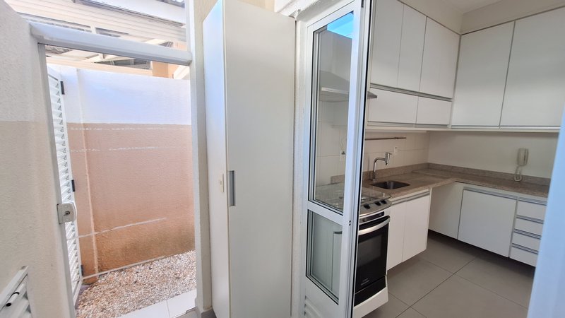 Casa à venda 109m2, 3 quartos - Condomínio Arte de Viver/Sorocaba Rua Paulo Varchavtchik Sorocaba - 