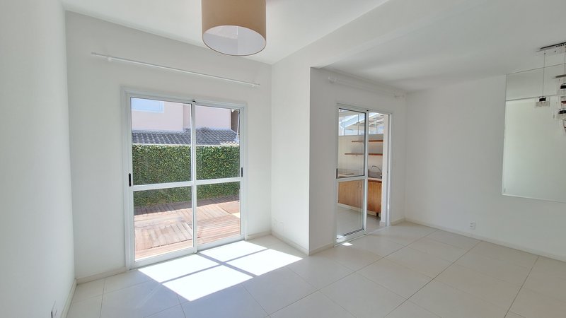 Casa à venda 109m2, 3 quartos - Condomínio Arte de Viver/Sorocaba Rua Paulo Varchavtchik Sorocaba - 