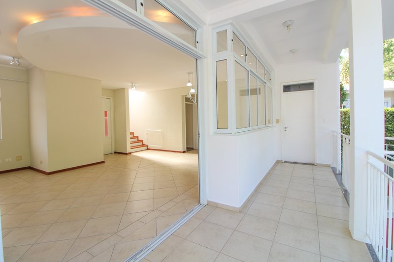 Casa com 4 quartos à venda, 433 m² por R$ 1.500.000 - Condomínio Saint Claire - Sorocaba Rua Amélio Mascella Sorocaba - 