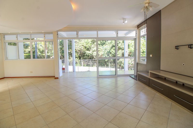 Casa com 4 quartos à venda, 433 m² por R$ 1.500.000 - Condomínio Saint Claire - Sorocaba Rua Amélio Mascella Sorocaba - 