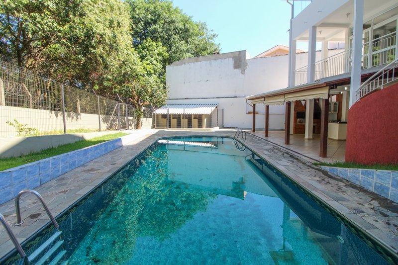 Casa com 4 quartos à venda, 433 m² por R$ 1.500.000 - Condomínio Saint Claire - Sorocaba Rua Amélio Mascella Sorocaba - 