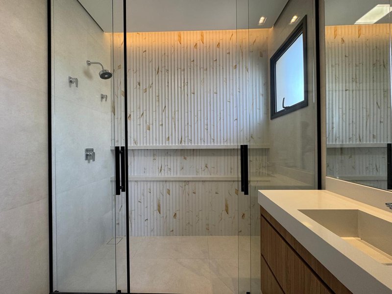 CASA NEOCLÁSSICA COM AUTOMAÇÃO À VENDA NO ARBORAIS, REGIÃO DO ALPHAVILLE, CAMPINAS-SP Avenida Marcelo Fiolo Pupo de Campos Ferreira Campinas - 