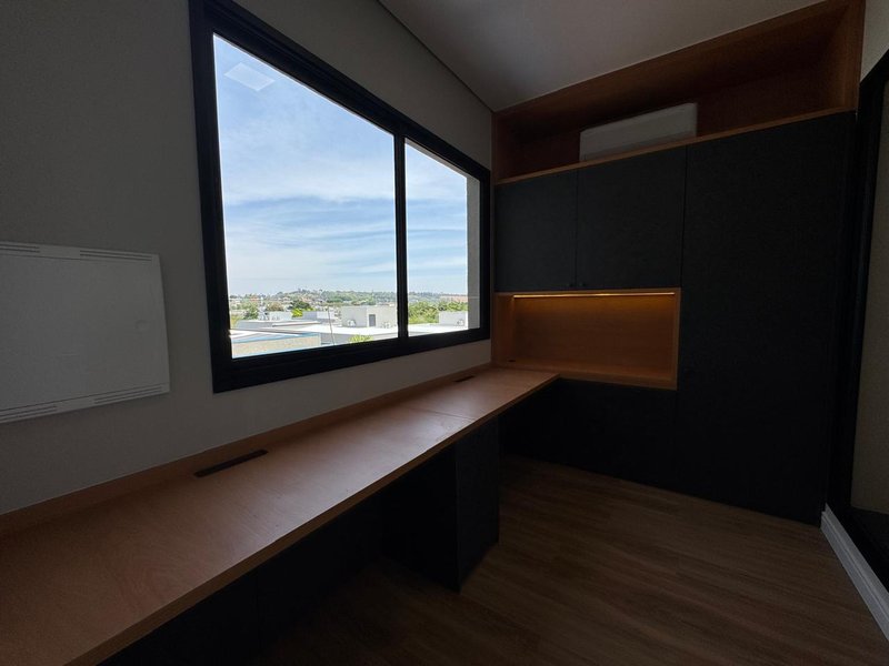 CASA NEOCLÁSSICA COM AUTOMAÇÃO À VENDA NO ARBORAIS, REGIÃO DO ALPHAVILLE, CAMPINAS-SP Avenida Marcelo Fiolo Pupo de Campos Ferreira Campinas - 