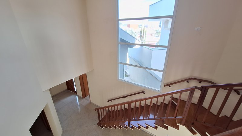 Casa à venda, 243m - 4 Dorm. 2 Suites - R$ 950.000 - Cond. Golden Park Residence - Sorocab Rua Maria Ignes Marins Daemon Sorocaba - 