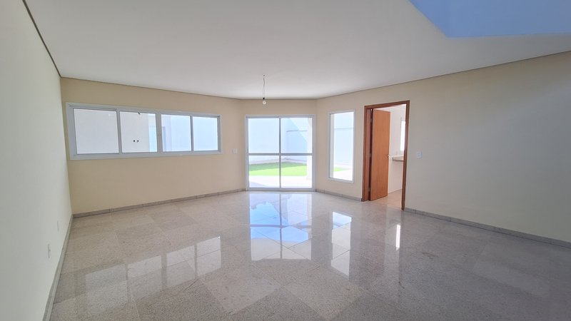 Casa à venda, 243m - 4 Dorm. 2 Suites - R$ 950.000 - Cond. Golden Park Residence - Sorocab Rua Maria Ignes Marins Daemon Sorocaba - 