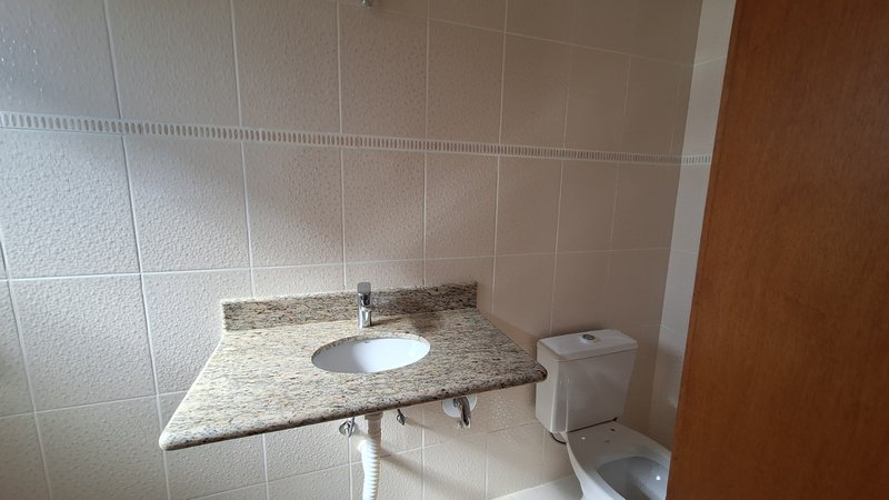 Casa à venda, 243m - 4 Dorm. 2 Suites - R$ 950.000 - Cond. Golden Park Residence - Sorocab Rua Maria Ignes Marins Daemon Sorocaba - 