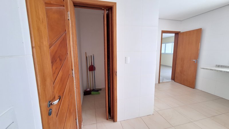 Casa à venda, 243m - 4 Dorm. 2 Suites - R$ 950.000 - Cond. Golden Park Residence - Sorocab Rua Maria Ignes Marins Daemon Sorocaba - 