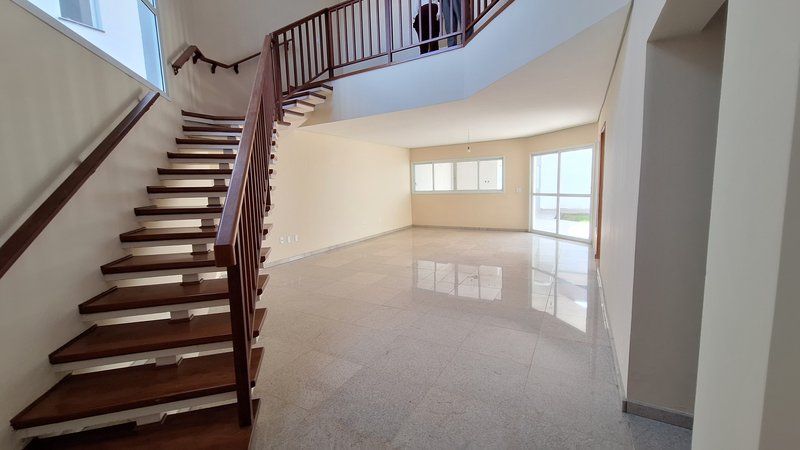 Casa à venda, 243m - 4 Dorm. 2 Suites - R$ 950.000 - Cond. Golden Park Residence - Sorocab Rua Maria Ignes Marins Daemon Sorocaba - 